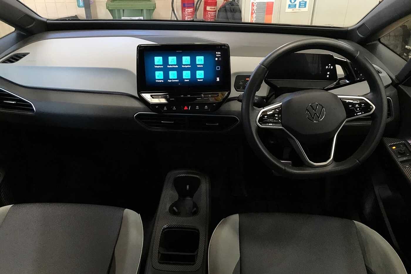 Volkswagen ID.3 150kW Family Pro Performance 58kWh 5dr Auto