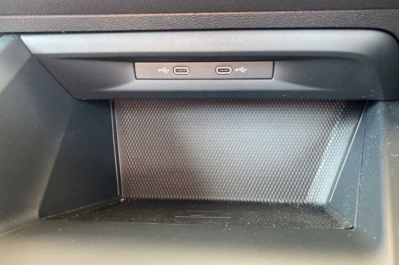 Volkswagen Golf 5-Dr 2.0TDI (150ps) Style DSG