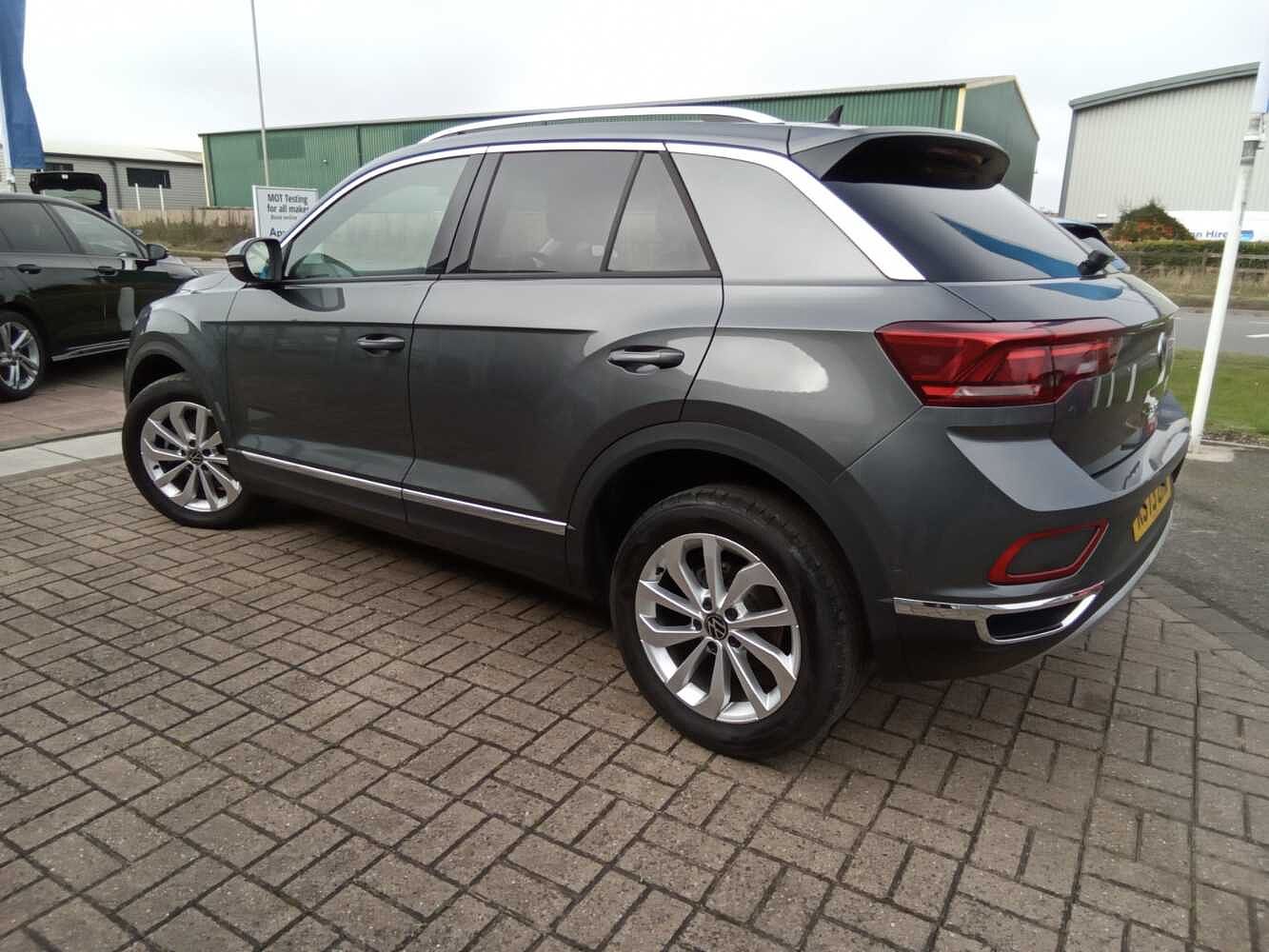Volkswagen T-ROC 2.0TDI (150ps) Style EVO. REAR CAMERA