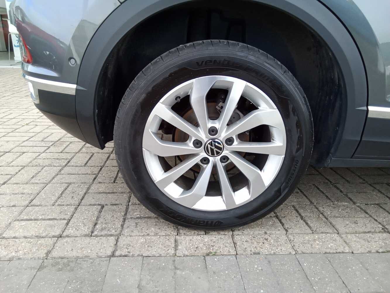 Volkswagen T-ROC 2.0TDI (150ps) Style EVO. REAR CAMERA