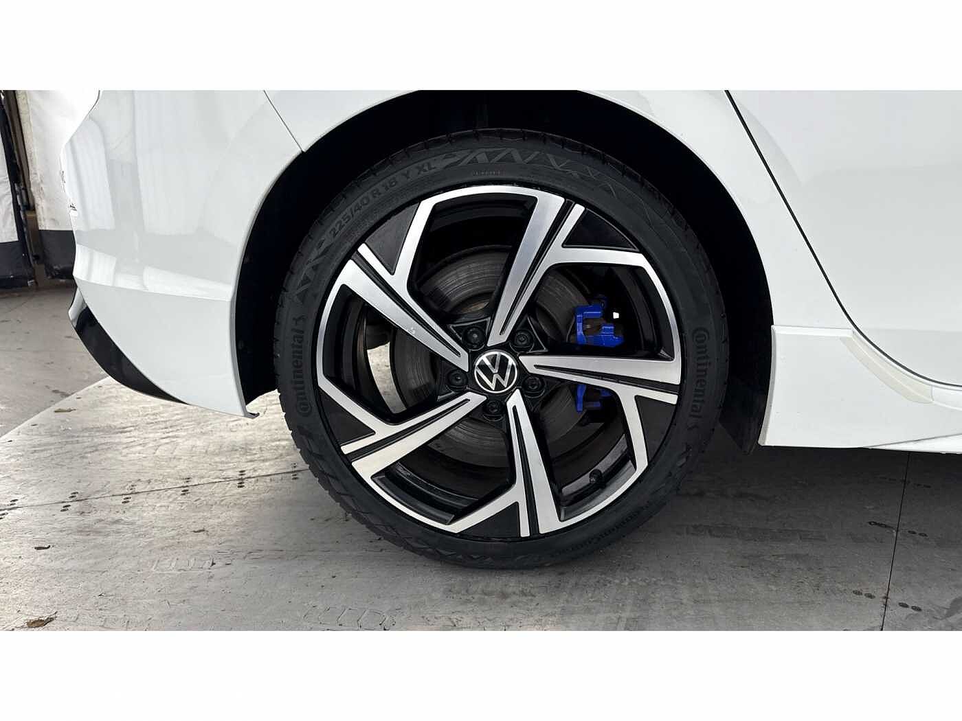 Volkswagen Golf 8 R 2.0 TSI 4MOTION 320PS 7-speed DSG 5 Door