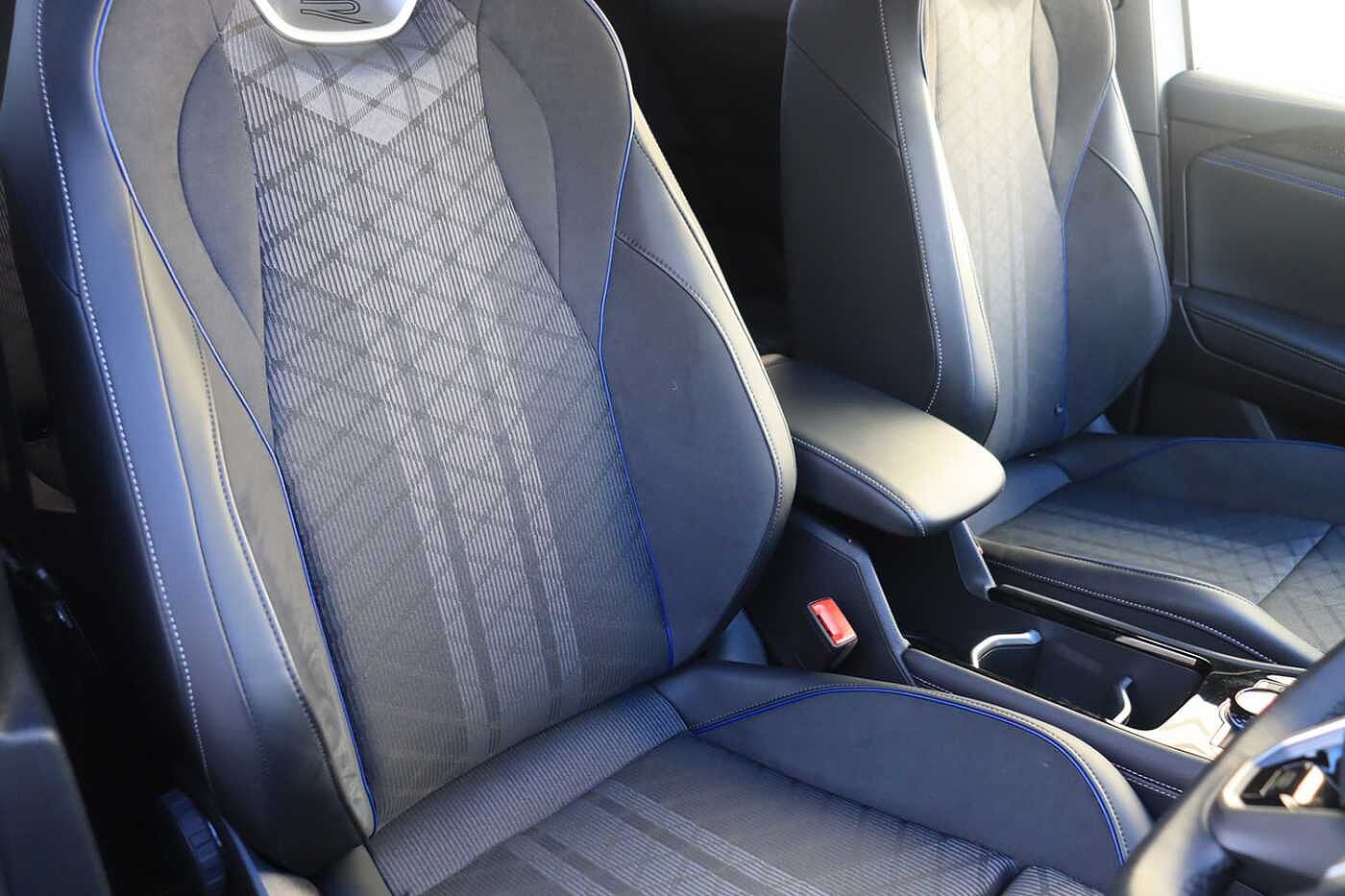 Volkswagen Tiguan 2.0 TDI R-Line 5dr DSG