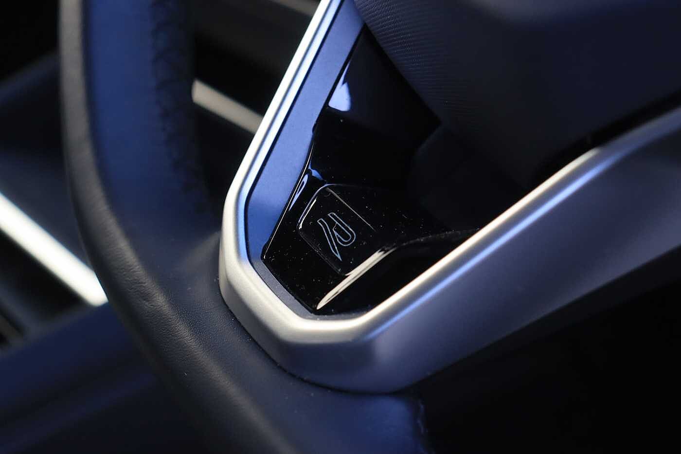 Volkswagen Tiguan 2.0 TDI R-Line 5dr DSG