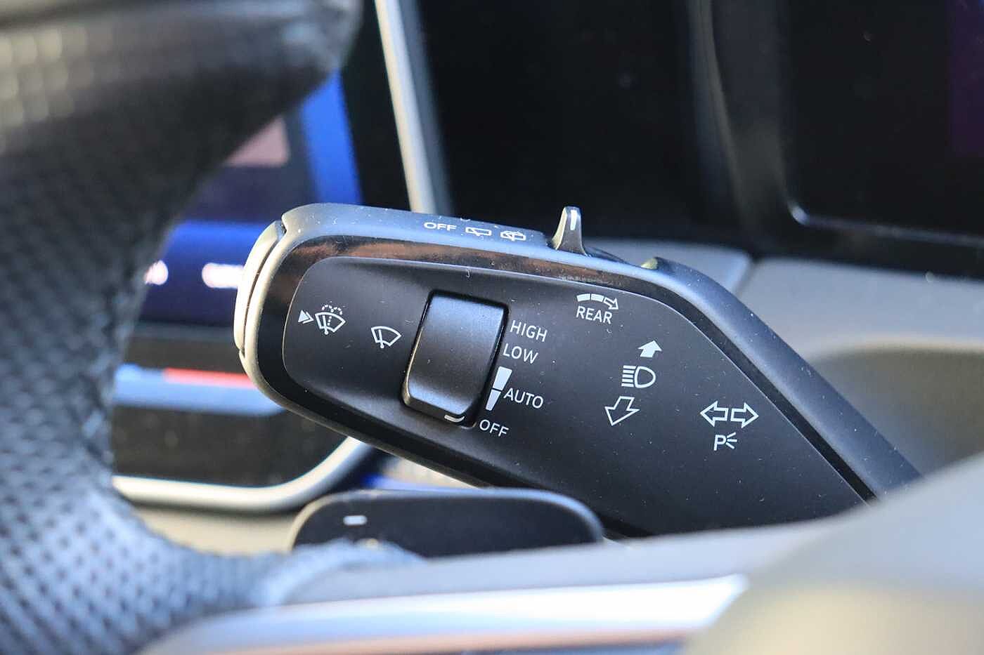 Volkswagen Tiguan 2.0 TDI R-Line 5dr DSG
