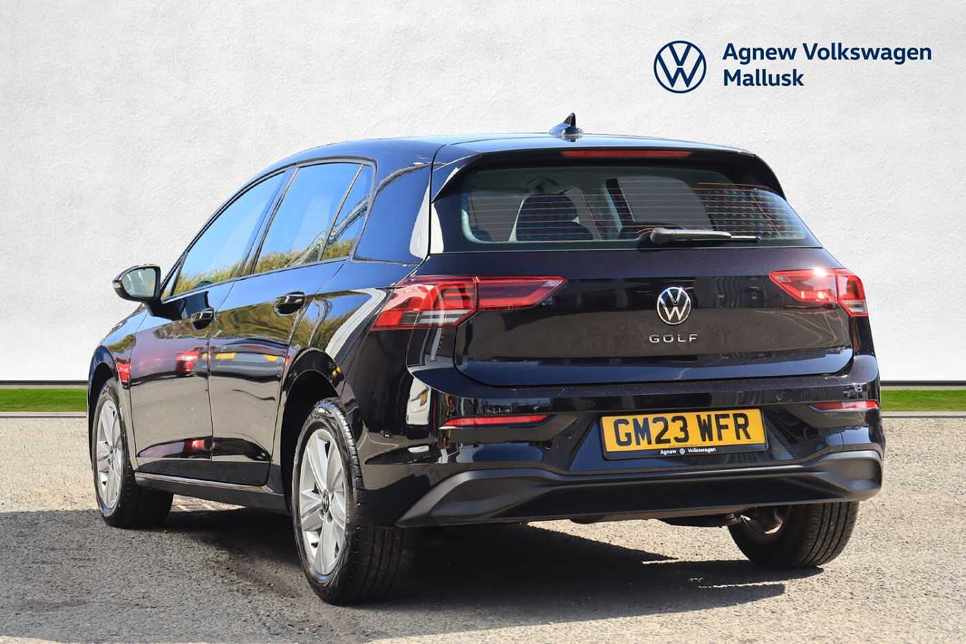 Volkswagen Golf 2.0 TDI Life 5dr DSG