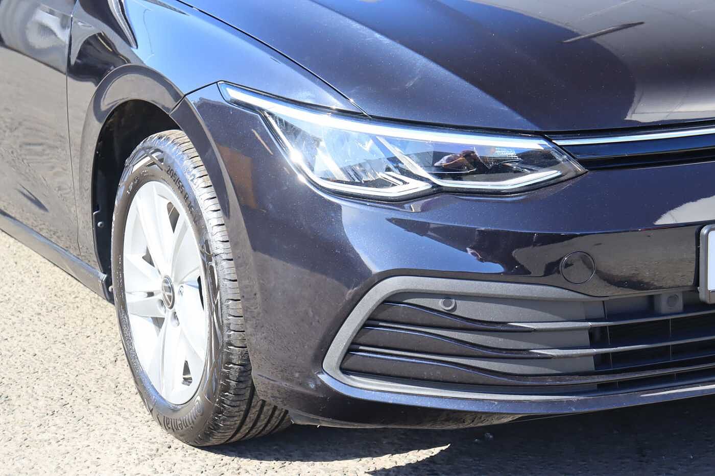 Volkswagen Golf 2.0 TDI Life 5dr DSG