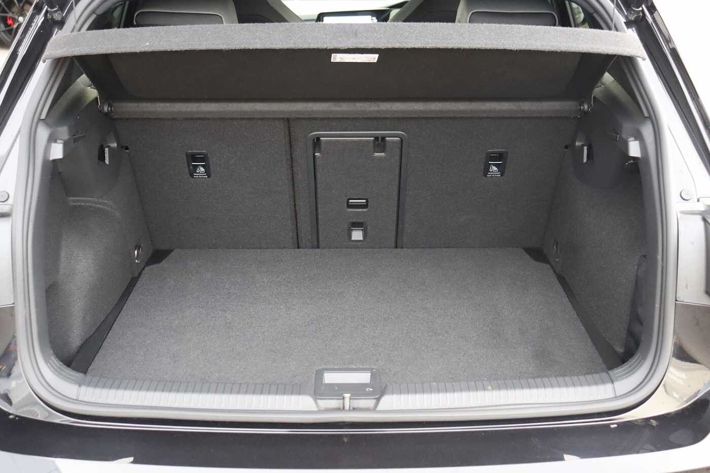 Volkswagen Golf 1.5 TSI R-Line 5dr