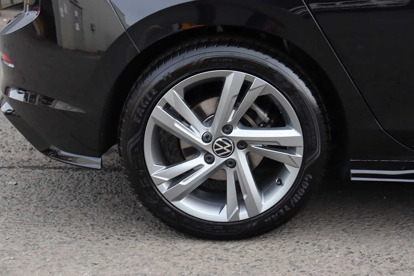 Volkswagen Golf 1.5 TSI R-Line 5dr