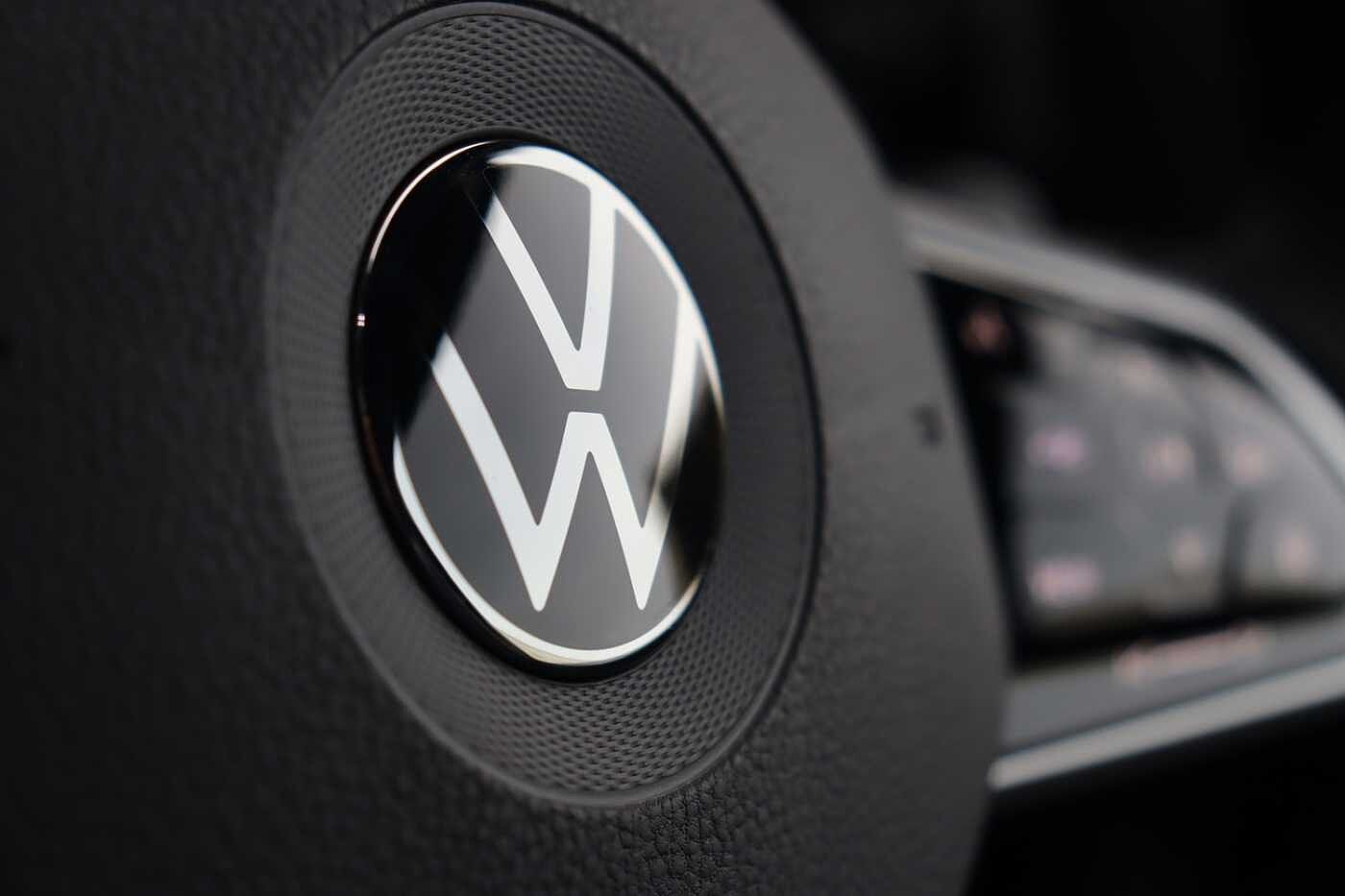 Volkswagen Golf 1.5 TSI R-Line 5dr
