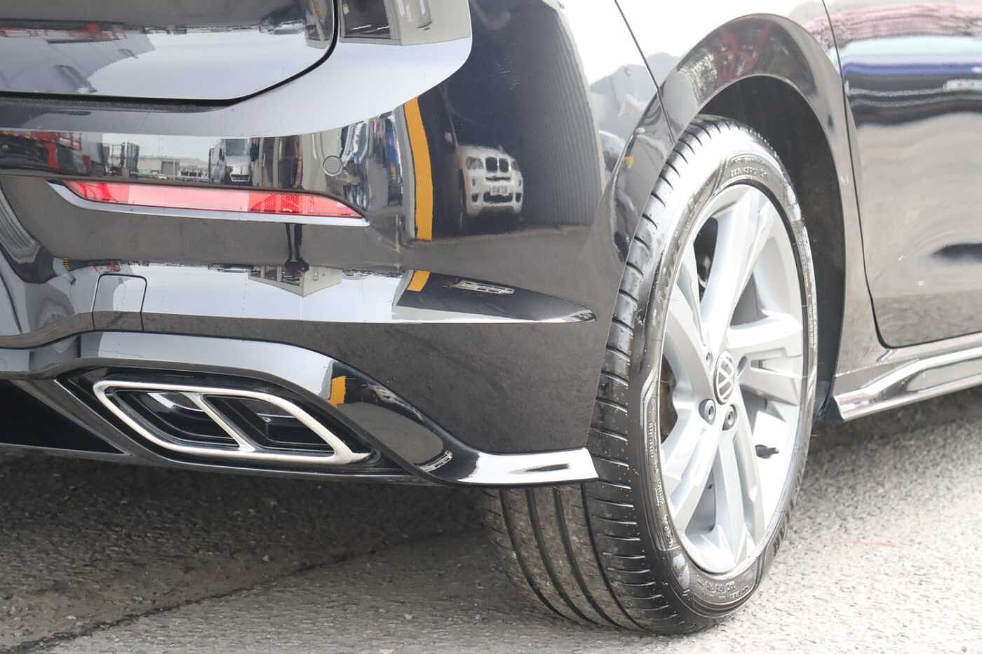 Volkswagen Golf 1.5 TSI R-Line 5dr