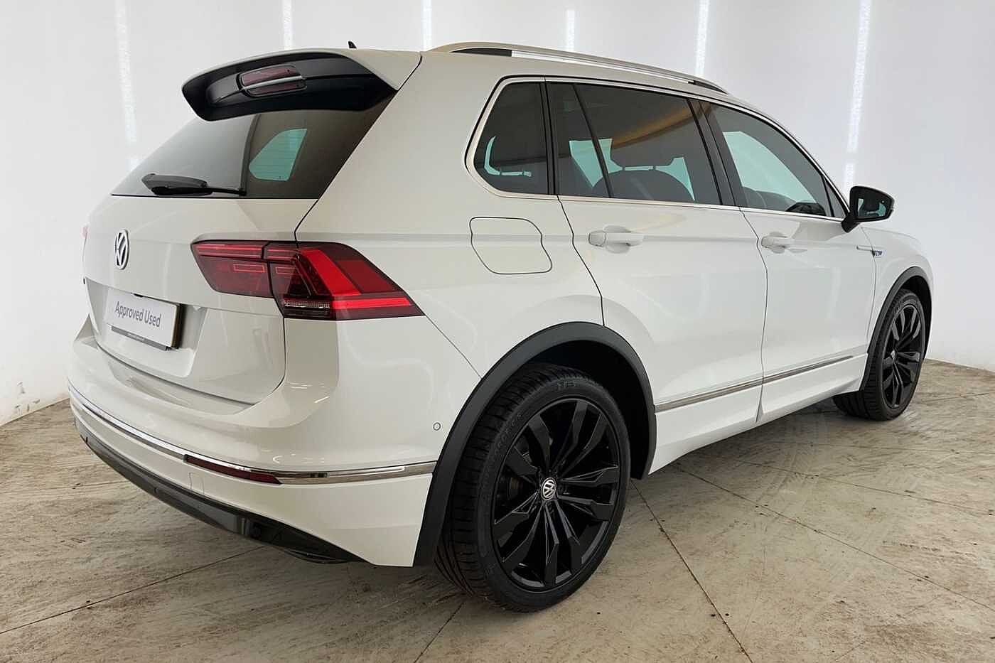 Volkswagen Tiguan 2.0 TDI R-Line Tech SUV 5dr Diesel DSG Euro 6 (s/s) (150 ps)