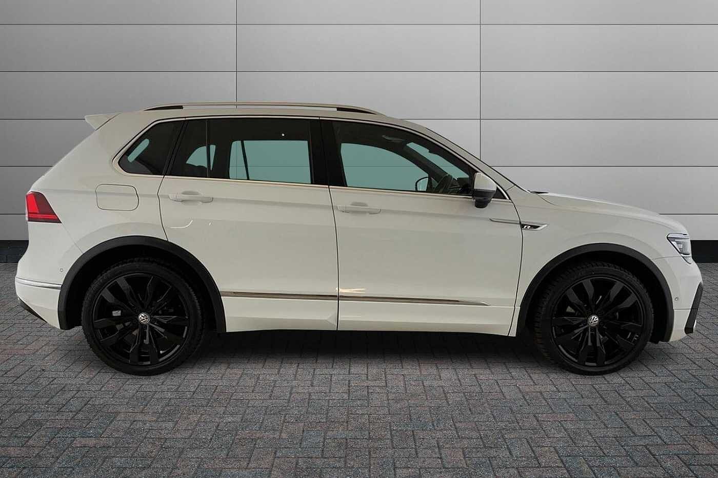 Volkswagen Tiguan 2.0 TDI R-Line Tech SUV 5dr Diesel DSG Euro 6 (s/s) (150 ps)