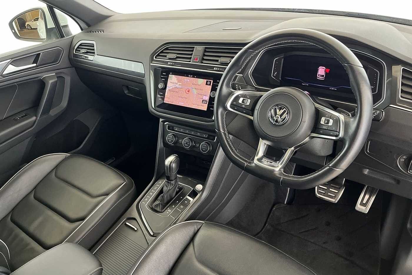 Volkswagen Tiguan 2.0 TDI R-Line Tech SUV 5dr Diesel DSG Euro 6 (s/s) (150 ps)