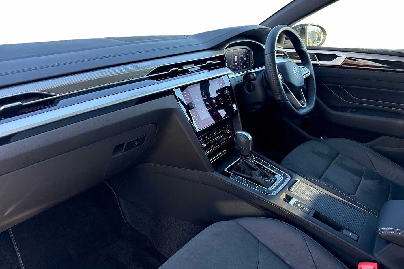 Volkswagen Arteon PA R-Line 2.0 TSI 190PS 7-speed DSG 5 Door + 20' NASHVILLE + HARMAN KARDON + IQ