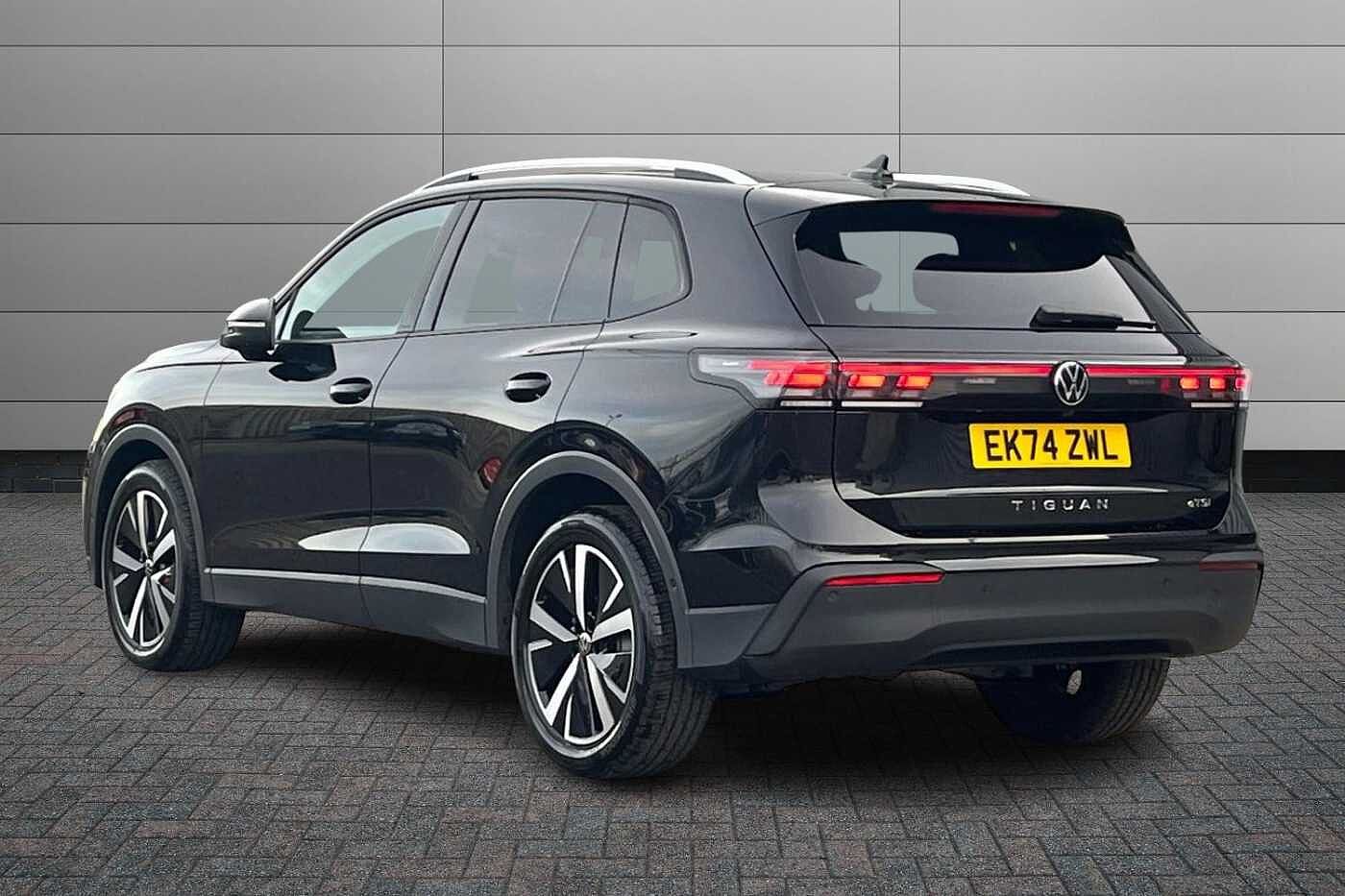 Volkswagen Tiguan 1.5 eTSI MHEV Match SUV 5dr Petrol Hybrid DSG Euro 6 (s/s) (150 ps)