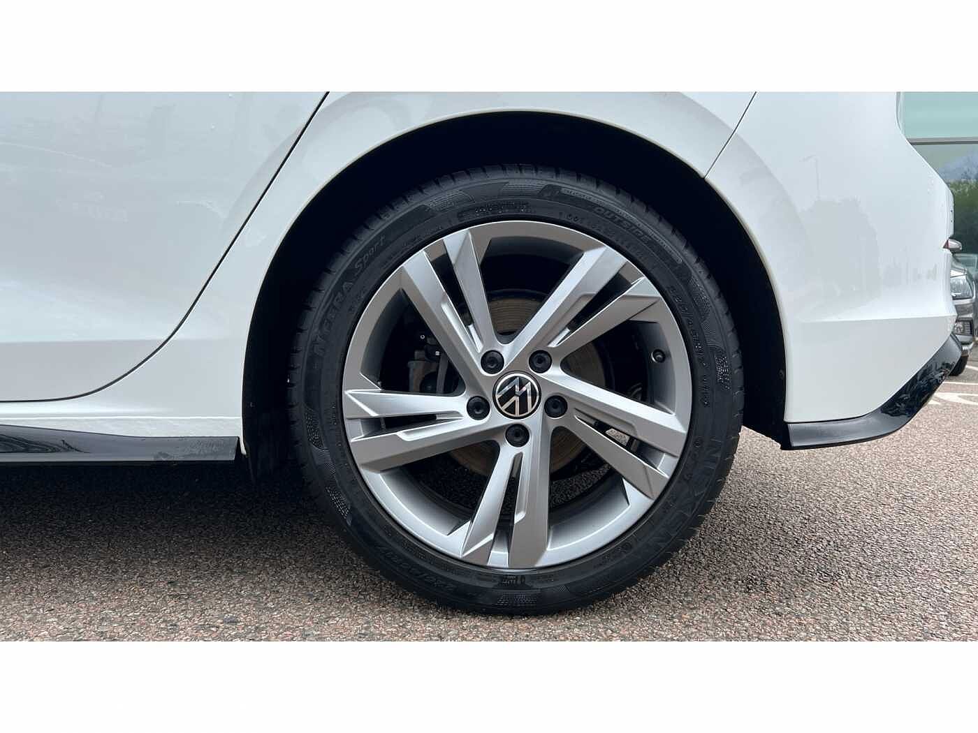 Volkswagen Golf MK8 Hatchback 5-Dr 1.5 TSI (150ps) R-Line EVO
