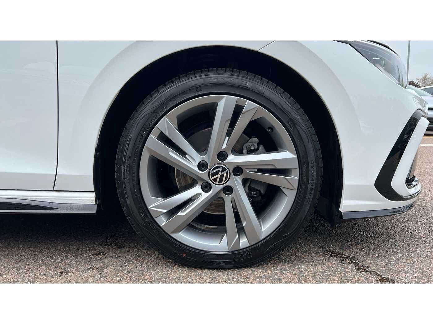 Volkswagen Golf MK8 Hatchback 5-Dr 1.5 TSI (150ps) R-Line EVO