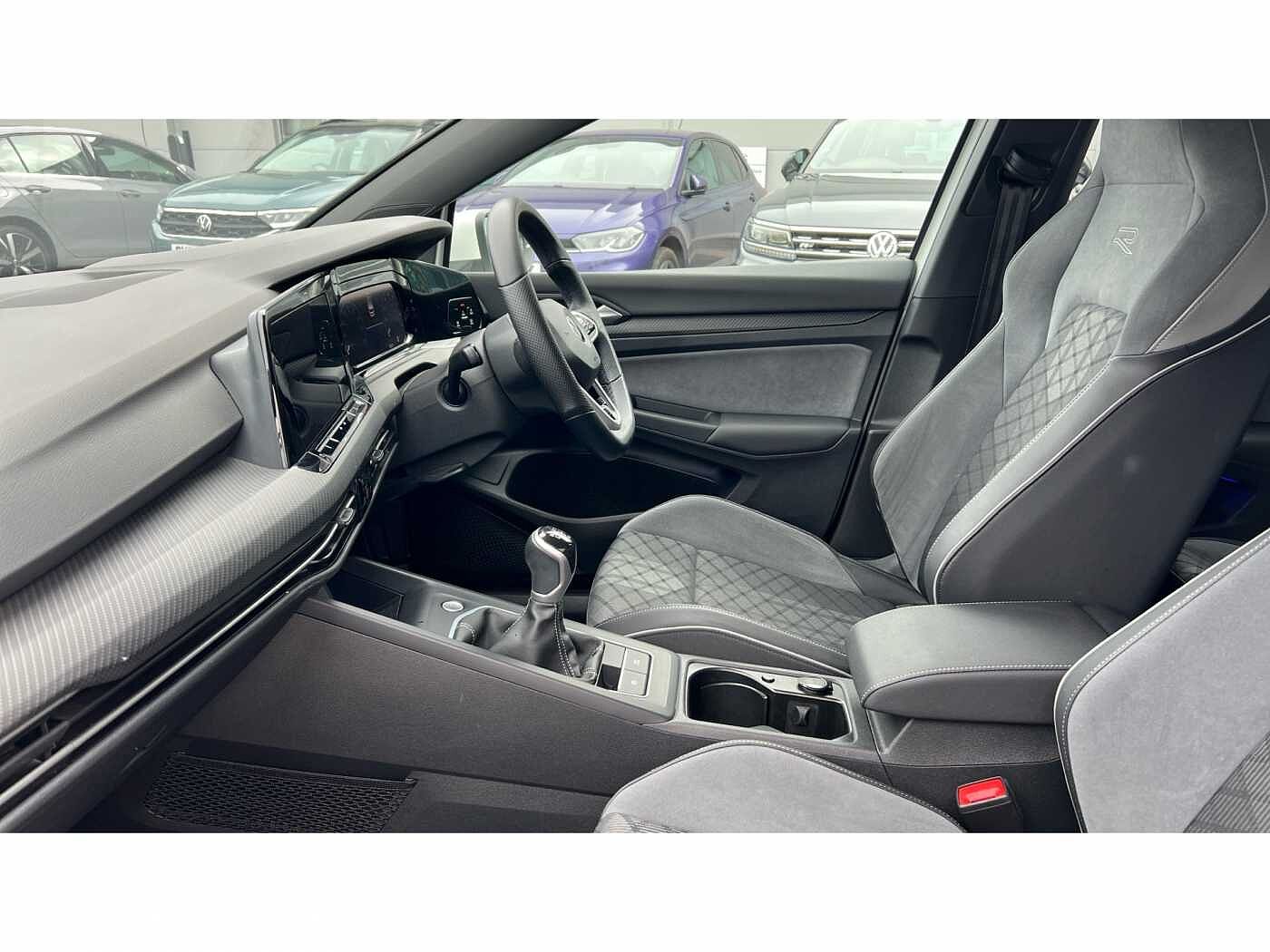 Volkswagen Golf MK8 Hatchback 5-Dr 1.5 TSI (150ps) R-Line EVO