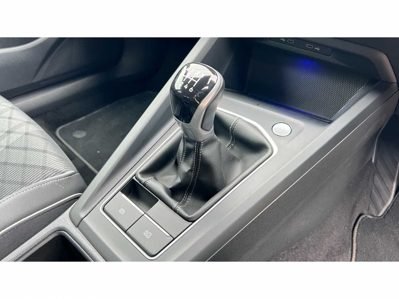 Volkswagen Golf MK8 Hatchback 5-Dr 1.5 TSI (150ps) R-Line EVO